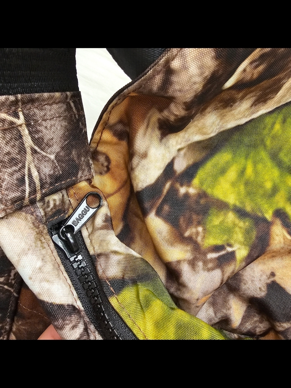 BAGGU Messenger Bag Photo Forest - Picture 11 of 14
